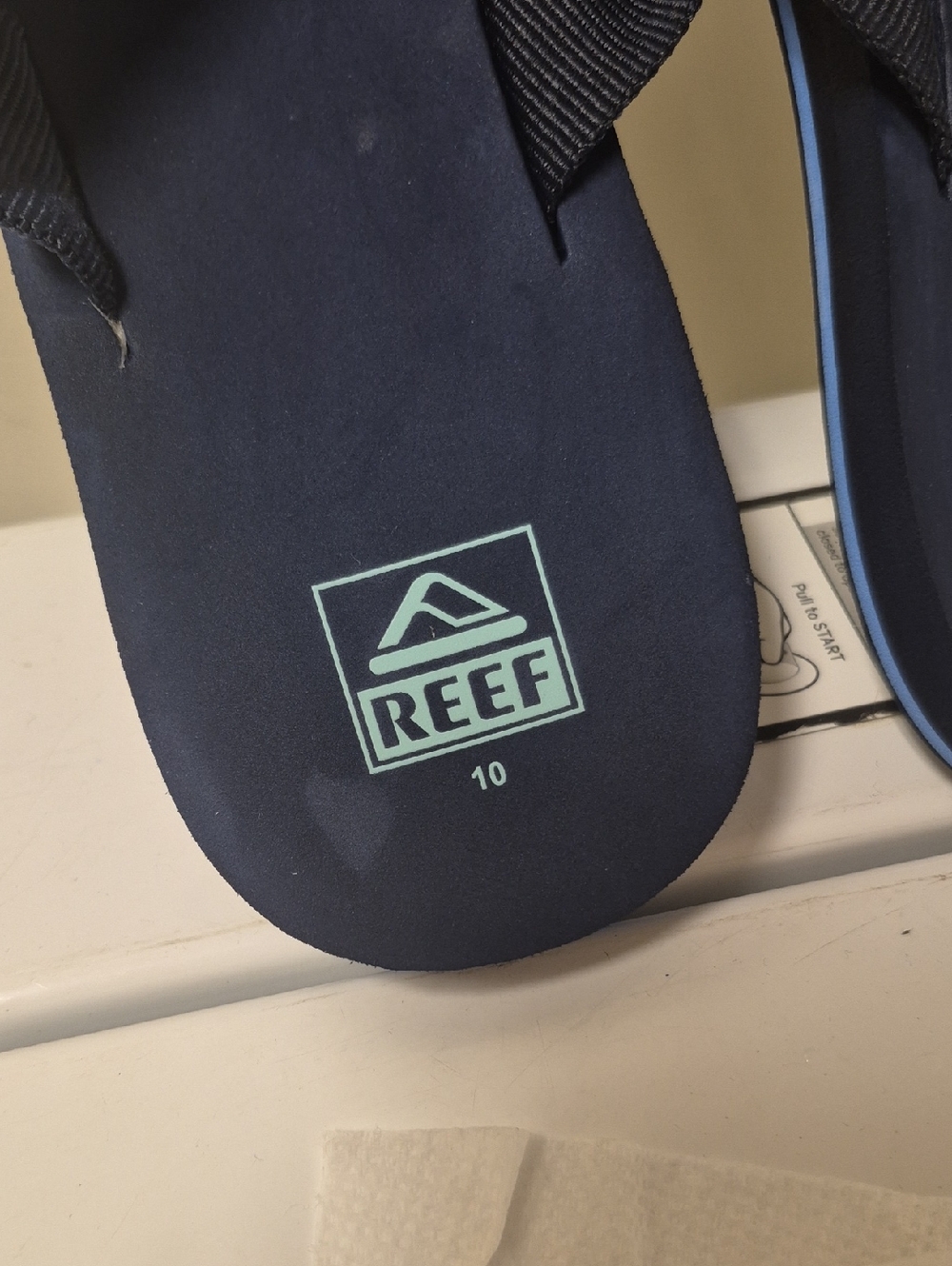 Reef Flip Flops (10) - Picture 4 of 8